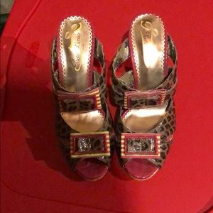 Poetic license heels